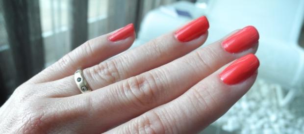 Unhas saudáveis e bonitas todos os dias Unhas saudáveis e bonitas todos os dias