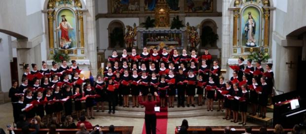 Actuação do Coro de Pequenos Cantores Actuação do Coro de Pequenos Cantores