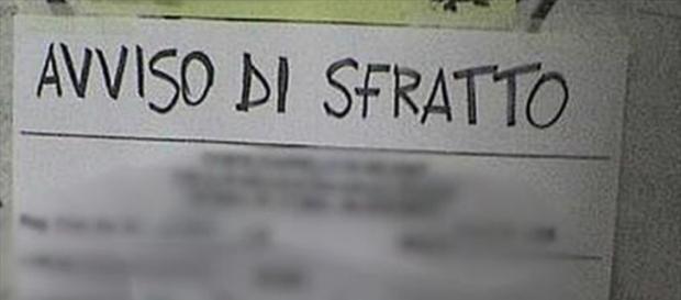 famiglia sfrattata a casoria provincia(NA) famiglia sfrattata a casoria provincia(NA)