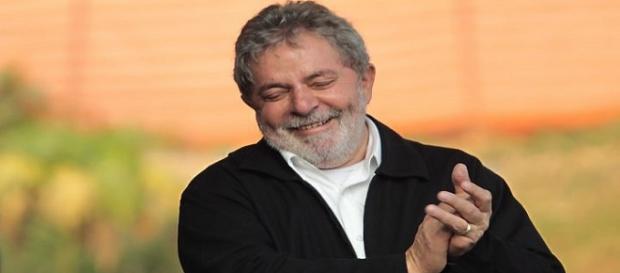 Lula acredita que STF pode encerrar investigação Lula acredita que STF pode encerrar investigação