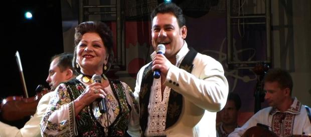 Maria Ciobanu alături de fiul său, Ionuț Dolănescu Maria Ciobanu alături de fiul său, Ionuț Dolănescu