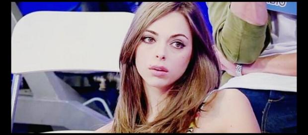 Uomini e Donne: Giulia Carnevali Uomini e Donne: Giulia Carnevali
