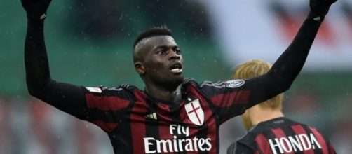 Niang perde il controllo dell'auto, fuori 2 mesi