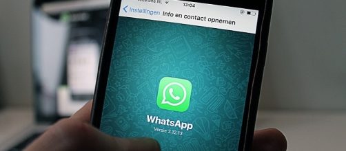 WhatsApp choc, da fine 2016 stop al supporto