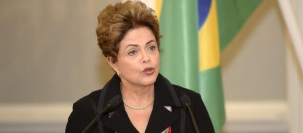 Dilma Rousseff quer voltar a viver dias melhores Dilma Rousseff quer voltar a viver dias melhores