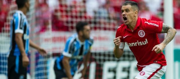 Era chamado de El Cabezón matador de gre-nais Era chamado de El Cabezón matador de gre-nais