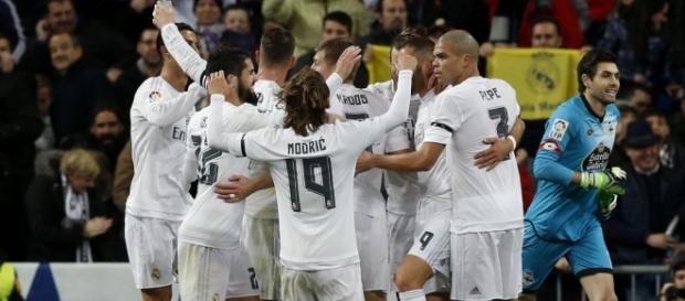 Los jugadores del Madrid celebran un gol este año Los jugadores del Madrid celebran un gol este año