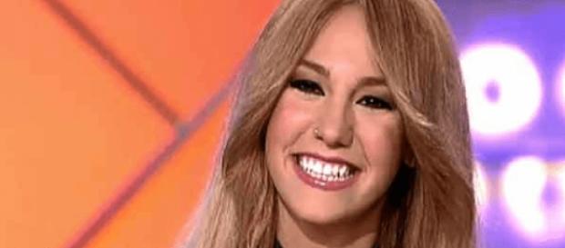 Steisy ya no vive sola tras romper con Dosel. Steisy ya no vive sola tras romper con Dosel.