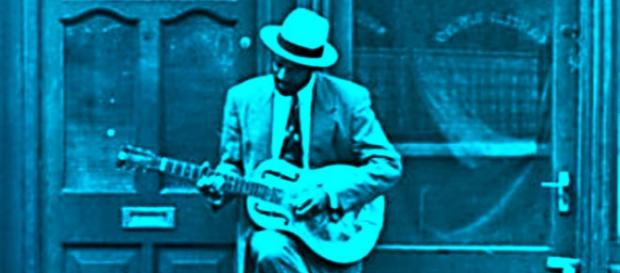 «Yo creo que hay un lugar para cantar el blues». B «Yo creo que hay un lugar para cantar el blues». B