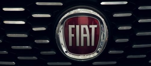Fiat presenta 3 automobili a Delhi