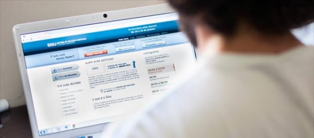 Estudantes seguem na espera por resultados. Estudantes seguem na espera por resultados.