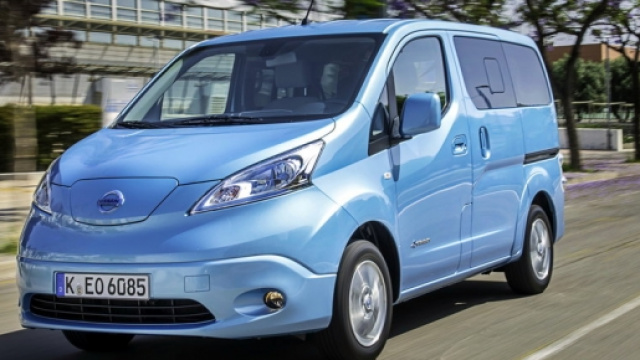 Arriva la nuova Nissan E-N200 Evalia 2016