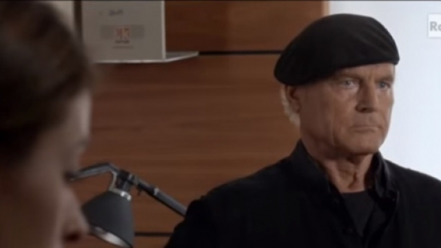 Terence Hill nelle vesti di don Matteo