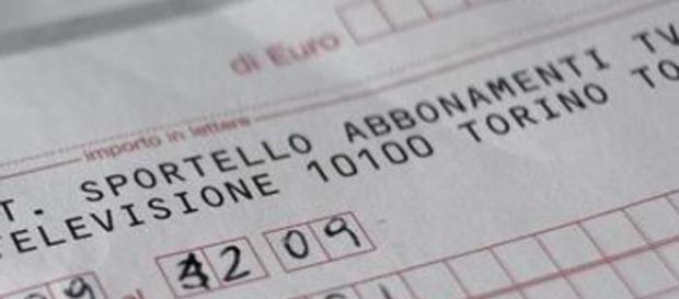 Canone Rai in bolletta: non sarà retroattivo Canone Rai in bolletta: non sarà retroattivo