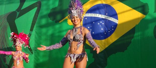Costume di carnevale brasiliano Costume di carnevale brasiliano
