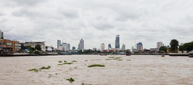 Río Chao Phraya, Bangkok (Tailandia). Río Chao Phraya, Bangkok (Tailandia).