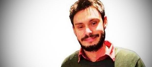 Una foto di Giulio Regeni, trovato morto in Egitto Una foto di Giulio Regeni, trovato morto in Egitto
