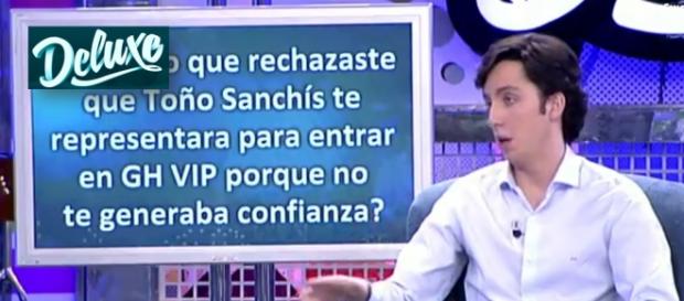 'El pequeño Nicolás' se somete al 'Polideluxe' 'El pequeño Nicolás' se somete al 'Polideluxe'