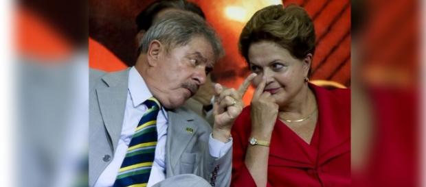 Lula não está nada satisfeito com Dilma Lula não está nada satisfeito com Dilma