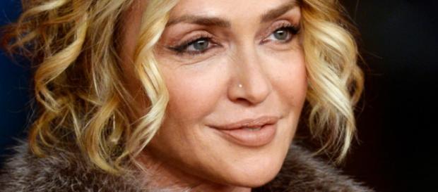 L'equivoco tra Madonna e Paola Barale L'equivoco tra Madonna e Paola Barale