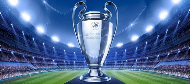 Trofeo de la UEFA Europa League Trofeo de la UEFA Europa League