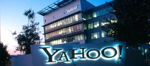 Yahoo, un gigante tecnológico en crisis. Yahoo, un gigante tecnológico en crisis.