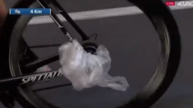 Il sacchetto nella ruota di Stijn Vandenbergh