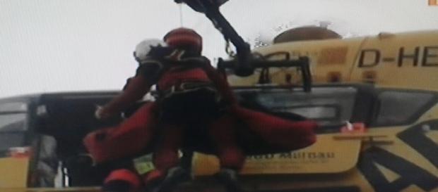 Il soccorso in elicottero dei feriti in Baviera Il soccorso in elicottero dei feriti in Baviera