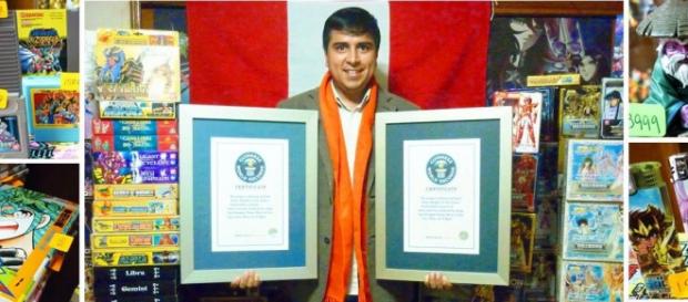 Jorge Vasquez y su colección de Saint Seiya Jorge Vasquez y su colección de Saint Seiya