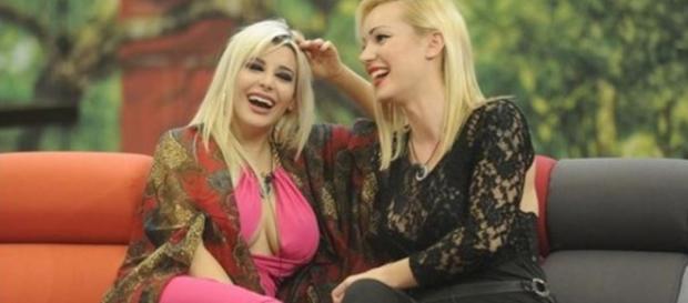 Charlotte y Belén: ¿expulsión disciplinaria? Charlotte y Belén: ¿expulsión disciplinaria?