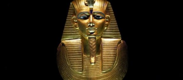 Descoperire in mormantul lui Tutankhamon Descoperire in mormantul lui Tutankhamon