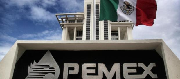 PEMEX enfrenta recortes de producción e inversión PEMEX enfrenta recortes de producción e inversión
