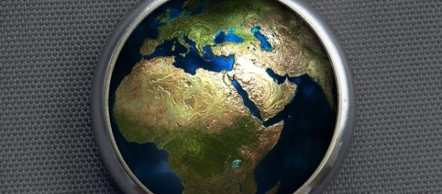 Earth Clock, photo credits Gerd Altmann Earth Clock, photo credits Gerd Altmann