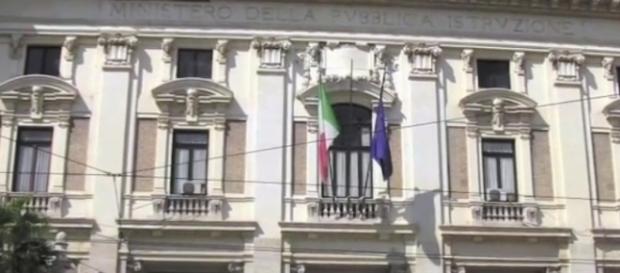 Orario part-time a scuola: domanda entro il 15/03. Orario part-time a scuola: domanda entro il 15/03.