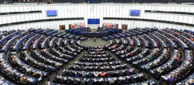 Parlamento Europeo / Fuente: Wikipedia Parlamento Europeo / Fuente: Wikipedia
