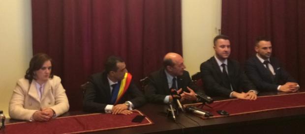 Traian Băsescu a avut parte şi de huiduieli Traian Băsescu a avut parte şi de huiduieli