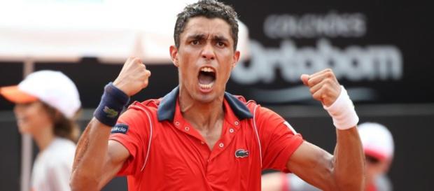 Thiago Monteiro busca a decisão contra Rogerinho Thiago Monteiro busca a decisão contra Rogerinho