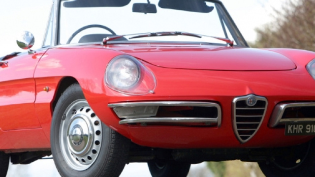 Alfa Romeo Duetto festeggia 50 anni