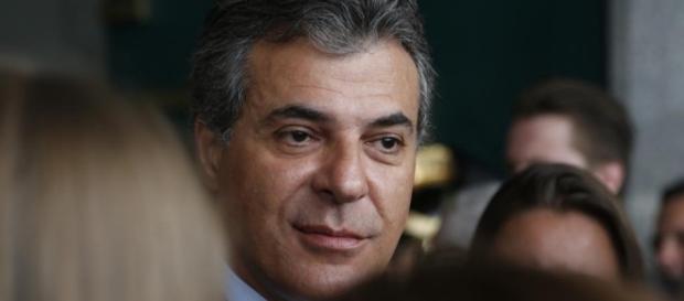 Governador Beto Richa do Paraná nega ser corrupto Governador Beto Richa do Paraná nega ser corrupto