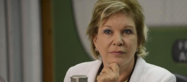 Marta Suplicy defende saída de Dilma do governo Marta Suplicy defende saída de Dilma do governo