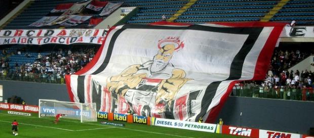 O São Paulo defronta o Palmeiras O São Paulo defronta o Palmeiras