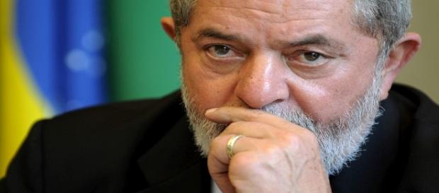Lula: acusado de crime contra a União Lula: acusado de crime contra a União
