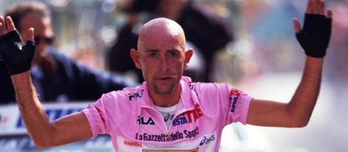 Marco Pantani incastrato al Giro d'Italia del 1999