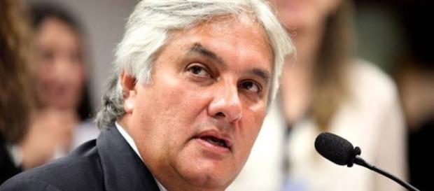 Delcídio Amaral abandou ataca Lula e PT Delcídio Amaral abandou ataca Lula e PT