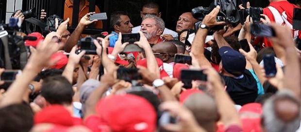 Lula pode já ser ministro de Dilma Lula pode já ser ministro de Dilma
