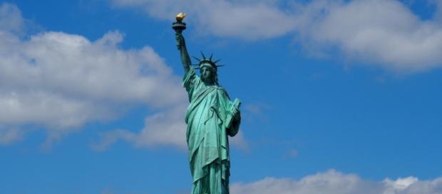 Queres ir estagiar para os EUA ou Canadá? Queres ir estagiar para os EUA ou Canadá?