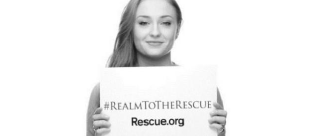 Sophie Turner posa para la campaña solidaria Sophie Turner posa para la campaña solidaria