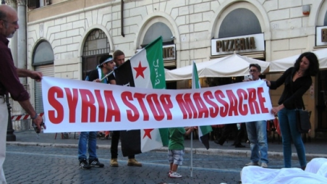 Manifestazione contro la guerra in Siria