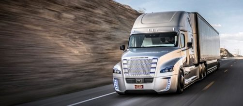 Camion a guida autonoma sperimentati in Europa