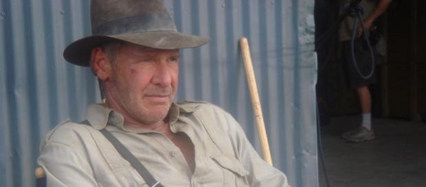 Harrison Ford retorna mais uma vez como Jones. Harrison Ford retorna mais uma vez como Jones.